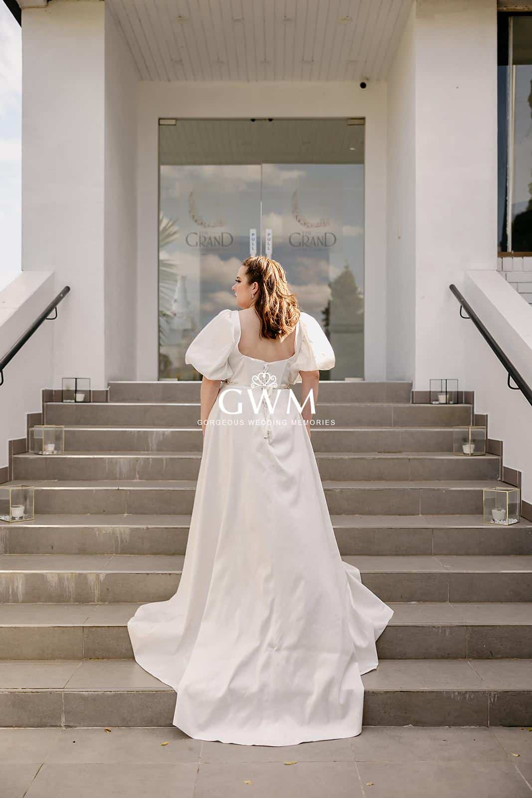 A-line wedding dress, one of the most flattering shapes on many different women's body types - Gorgeous Wedding Memories A-line wedding dress, one of the most flattering shapes on many different women's body types - Gorgeous Wedding Memories